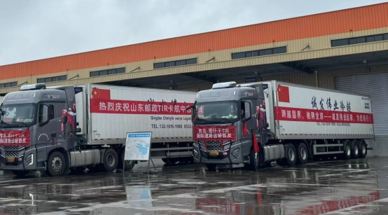 无惧千难万险，总能高效运输！为何欧曼重卡成为TIR运输用户信赖之选？,